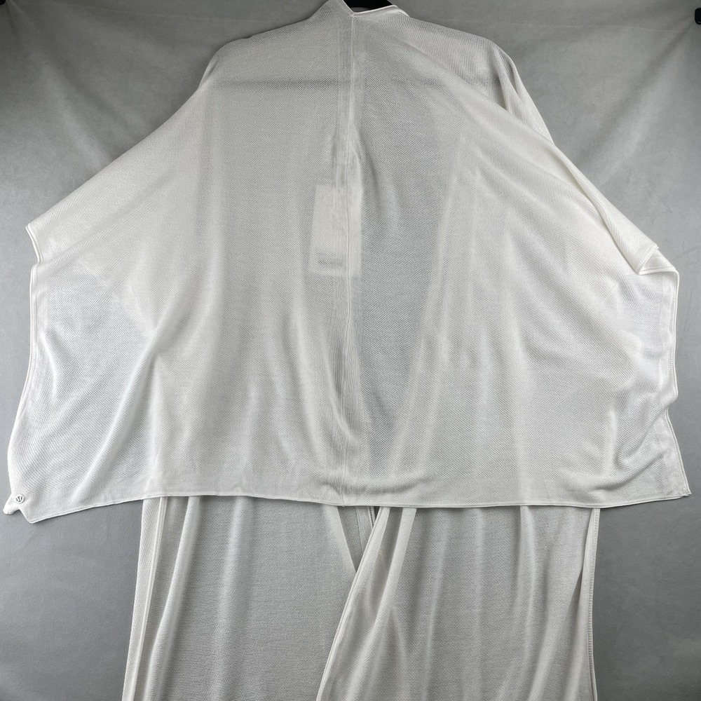 Lululemon Heart Opener Meditation Cloak Wmns One Size Taryn Toomey Silk LW3ANFS - Picture 6 of 13